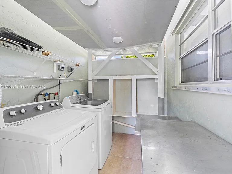 1378 Osprey Ct — Photo 14