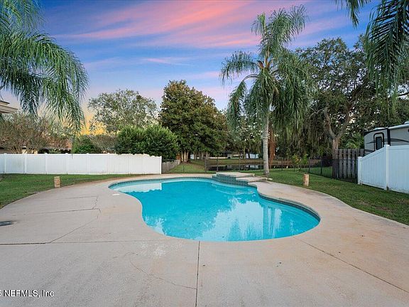 4th image of 2639 SOPHIA Court