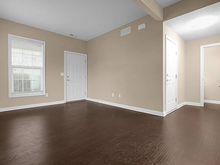 5527 Albany Terrace Way — Photo 3