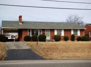 2621 Edgewood St SW, Roanoke, VA 24015