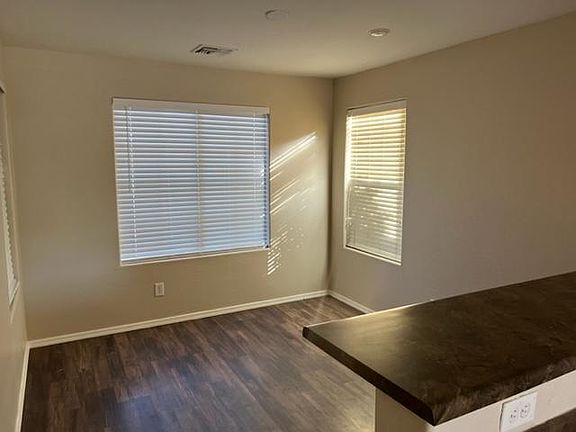 4th image of 15431 W Yucatan Dr