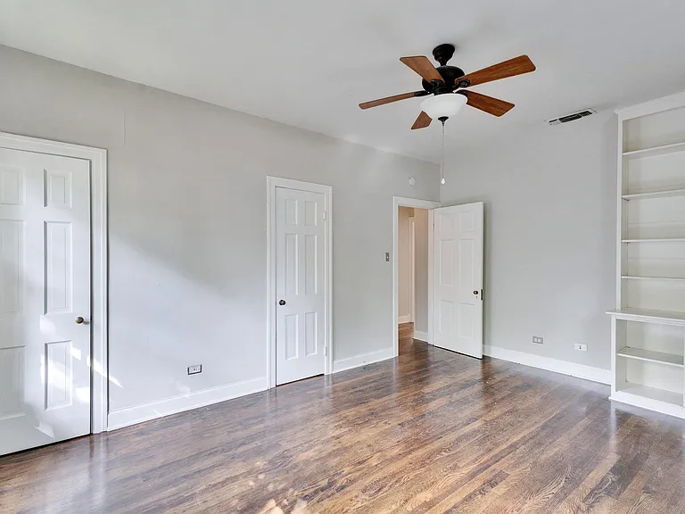 1511 W 30th St — Photo 13