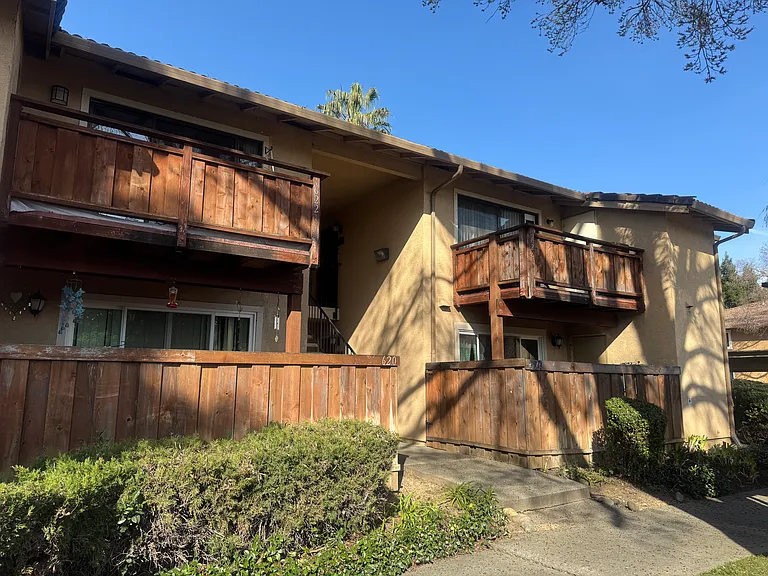 622 Arcadia Dr — Photo 17