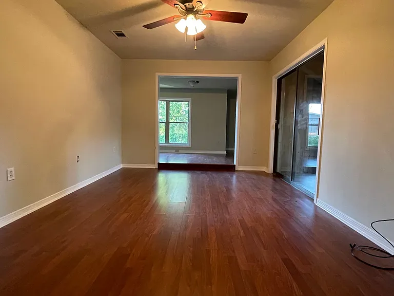 1242 Sharlo Ave #C-2 — Photo 13