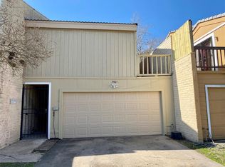 7905 Creekbend Dr, Houston, TX 77071