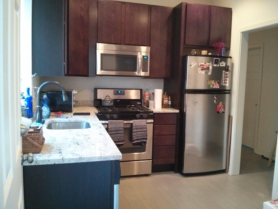 1st image of 4620 N Spaulding Ave #1