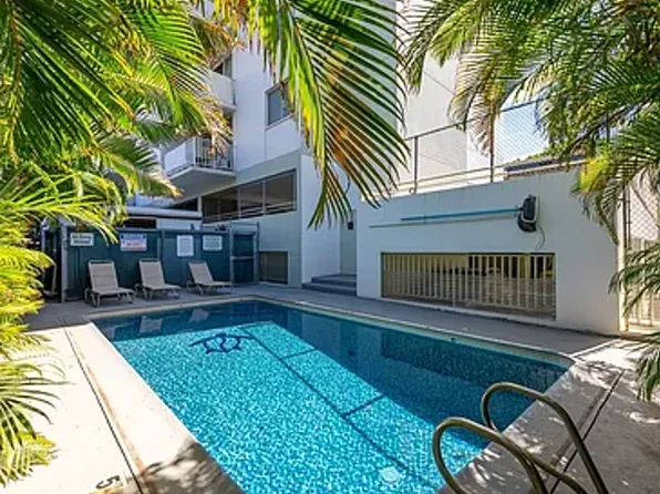 2015 Lime St APT 901, Honolulu, HI 96826