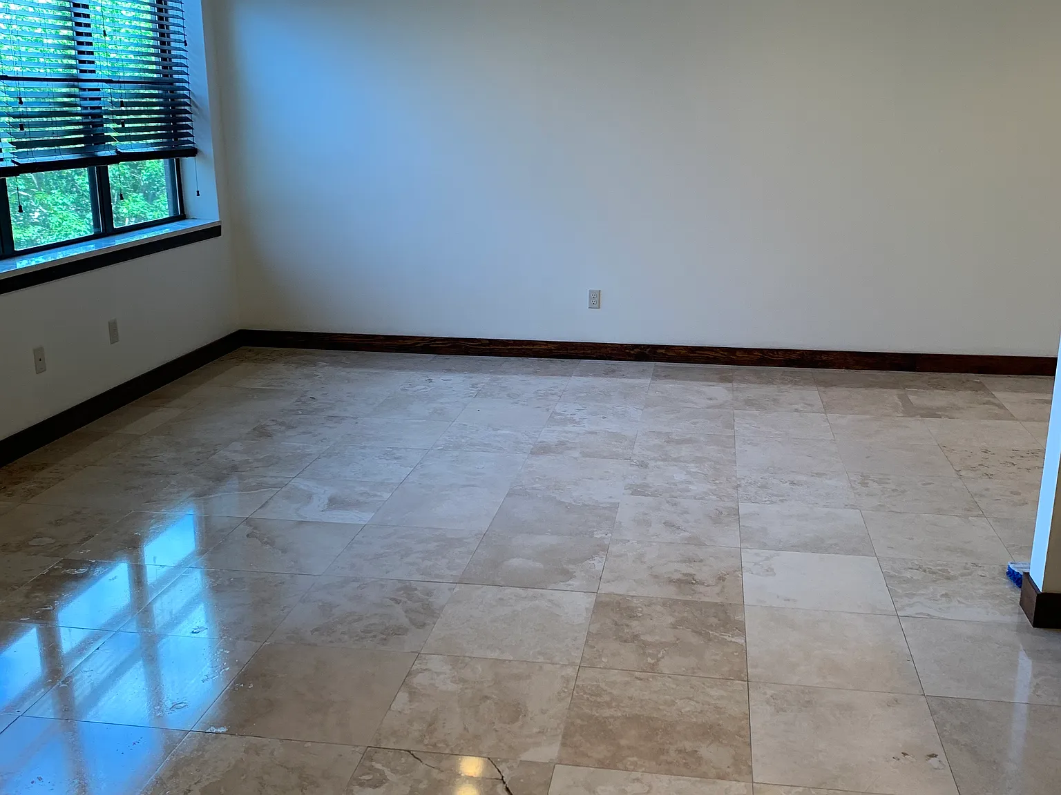 1 bed, 1.5 bath, 1078 sqft, $2,600 — Photo 4
