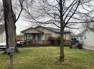 20890 Finley St, Clinton Township, MI
