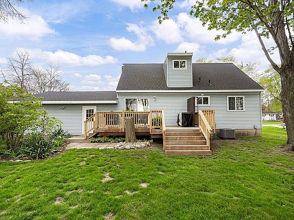 3rd image of 4132 Janet Dr