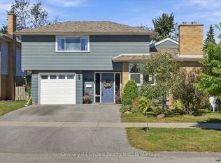 854 Kawartha Dr, Peterborough, ON K9J6L3