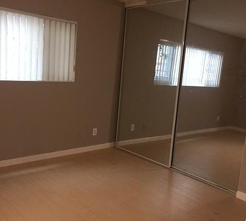 3rd image of 4436 Ventura Canyon Ave #7