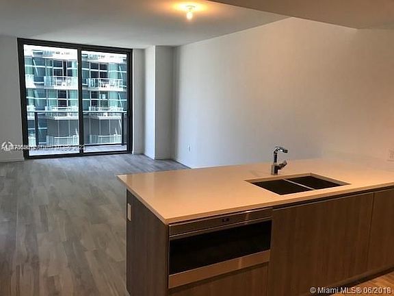 3rd image of 801 S Miami Ave Unit 4008