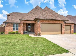 13301 Brampton Way, Yukon, OK 73099