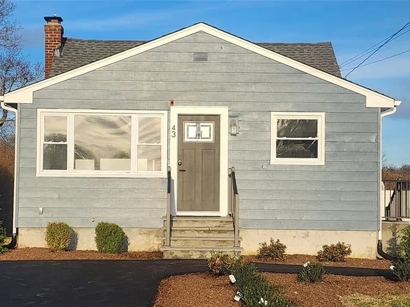 43 Abby Lane, Shirley, NY 11967