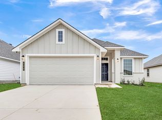 124 Maybelline Rd, Jarrell, TX 76537