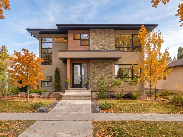9235 148th St NW, Edmonton, AB T5R 1A4