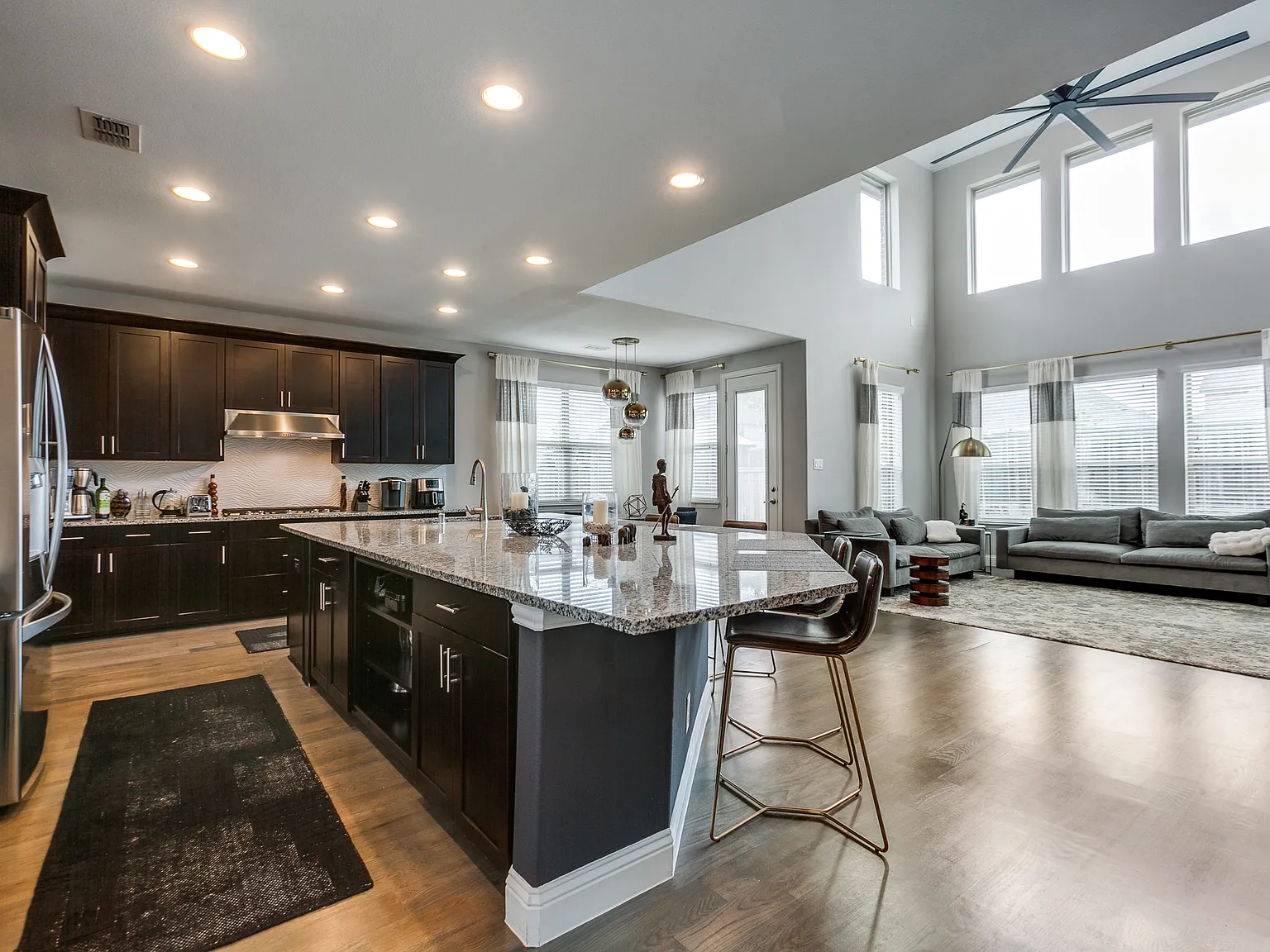 4194 Leighton Ln — Photo 3