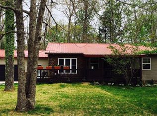 6003 Tomahawk Dr, Crossville, TN 38572