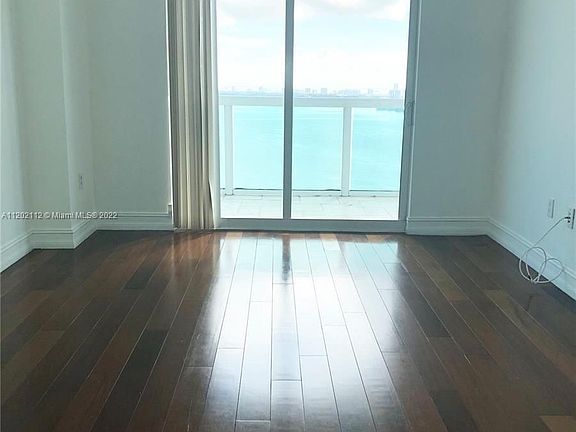 5th image of 1800 N Bayshore Dr APT 3609