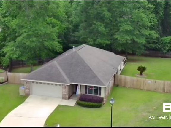 3rd image of 943 Parliament Ct