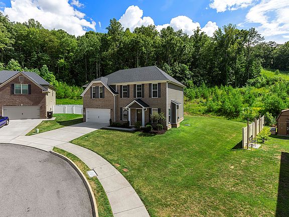 3rd image of 2107 Kangaroo Ln
