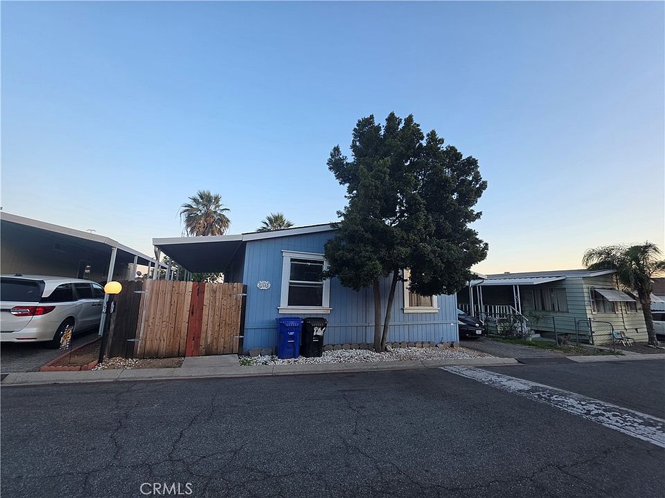 2nd image of 6130 Camino Real Space 166