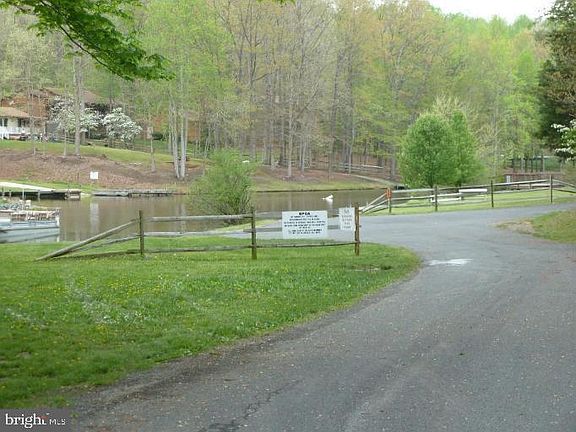 4th image of 147 Dogwood Draw