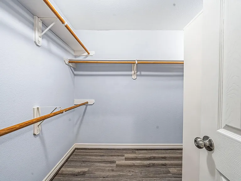 15007 Changing Oak Ridge Ct — Photo 19