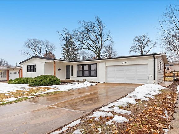 2nd image of 3510 Santiago Dr