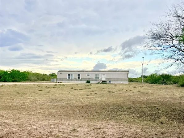 155 County Road 3032, Orange Grove, TX 78372