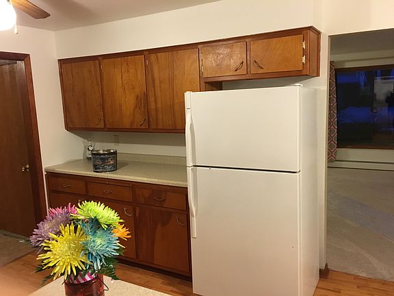 3rd image of 1105 Sunnyfield Ct