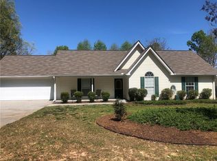 401 Ivy Ter, Dahlonega, GA 30533