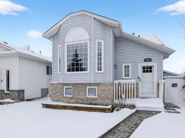 161 E Coventry Pl NE, Calgary, AB T3K 4A6