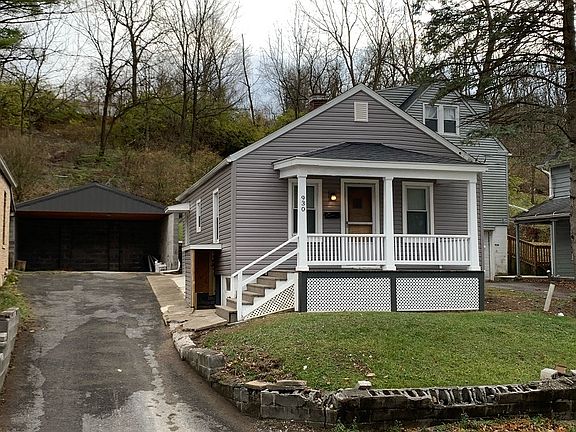 2nd image of 930 W Water St