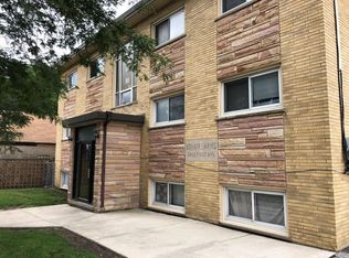 2453 1st Ave APT 205, River Grove, IL 60171