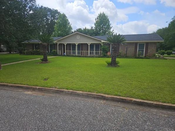 200 Olive Springs Dr, Enterprise, AL 36330
