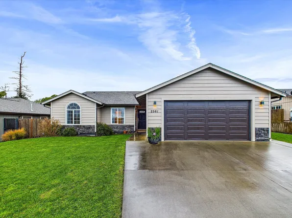 2561 Boone St, Fortuna, CA 95540