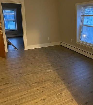4th image of 13 Nichols St Unit 6