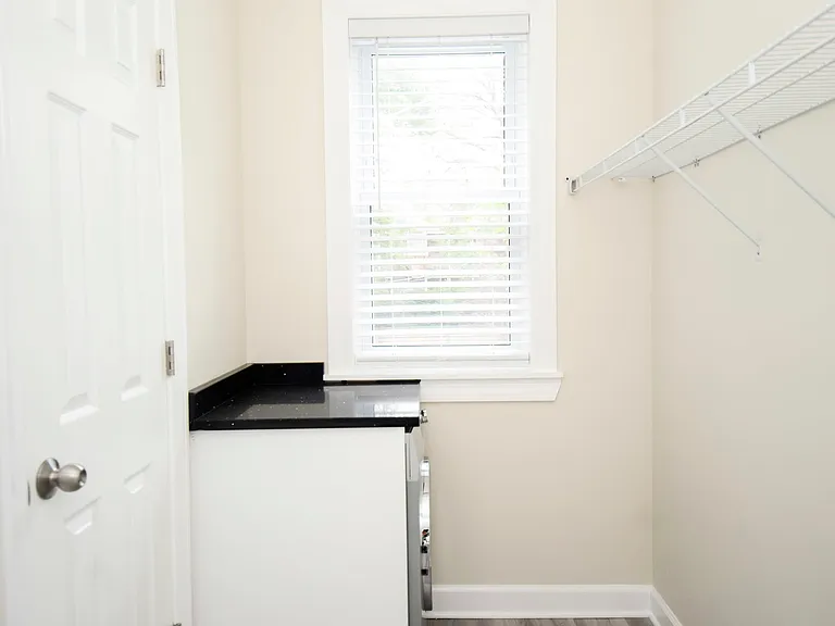 646 W Roscoe St #648.5-N3 — Photo 8