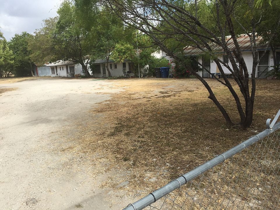 1st image of 521 SW 34th St APT 1