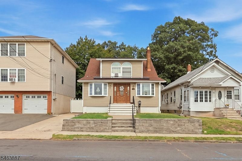 1st image of 279 Winans Ave