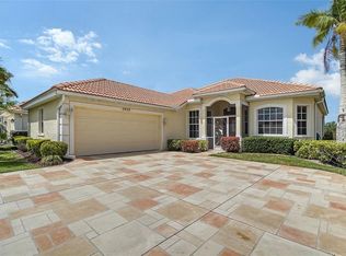 5939 Sandstone Ave, Sarasota, FL 34243