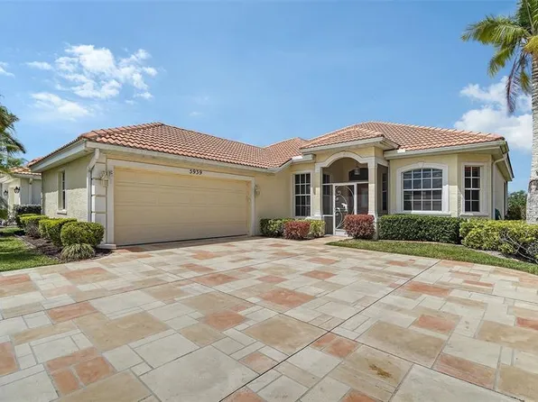5939 Sandstone Ave, Sarasota, FL 34243