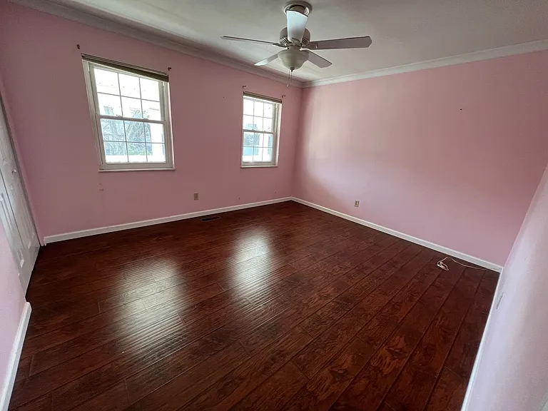15605 Highcroft Dr — Photo 13
