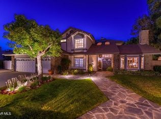 116 Valley Gate Rd, Simi Valley, CA 93065