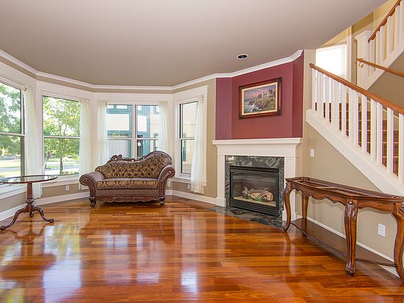 4th image of 6196 NE Brighton St