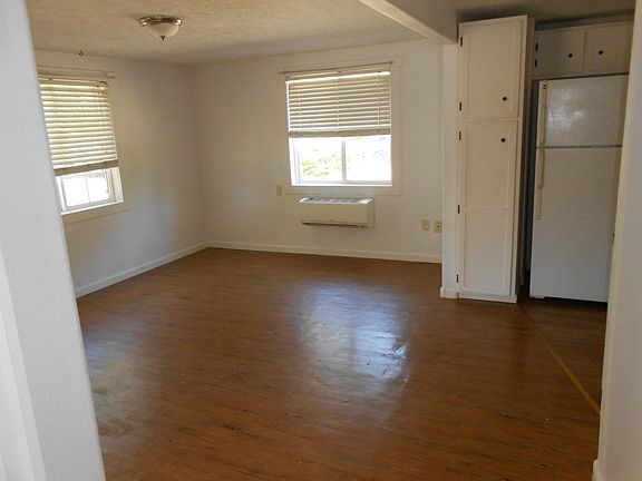 4th image of 545 9th Ave