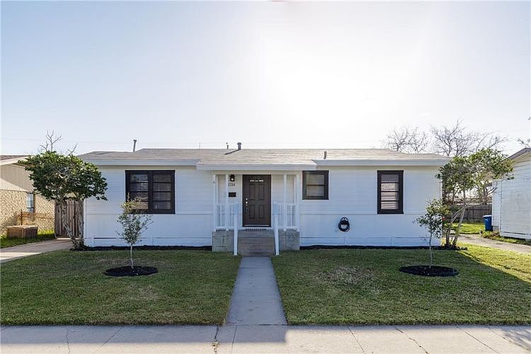 1st image of 1214 Stratton Dr