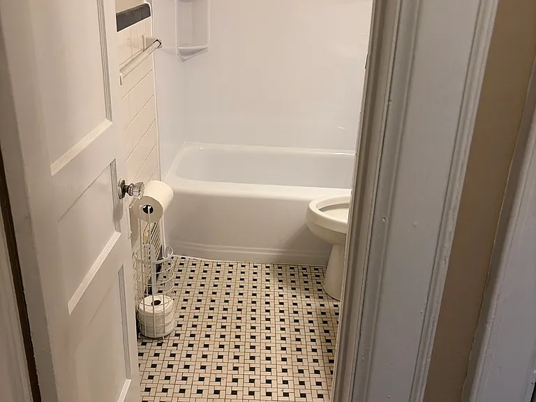 155 Hope Ave — Photo 9